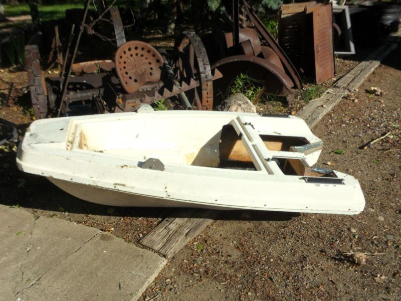 Illustration for article titled I should get a $40 boat (Kijiji Finds)